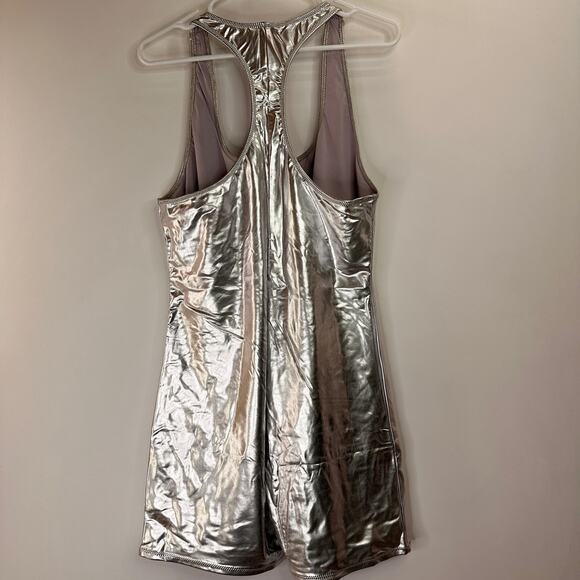 Skims Metallic Silver Racerback Cycle Suit Size 4X New with tags - Picture 5 of 5